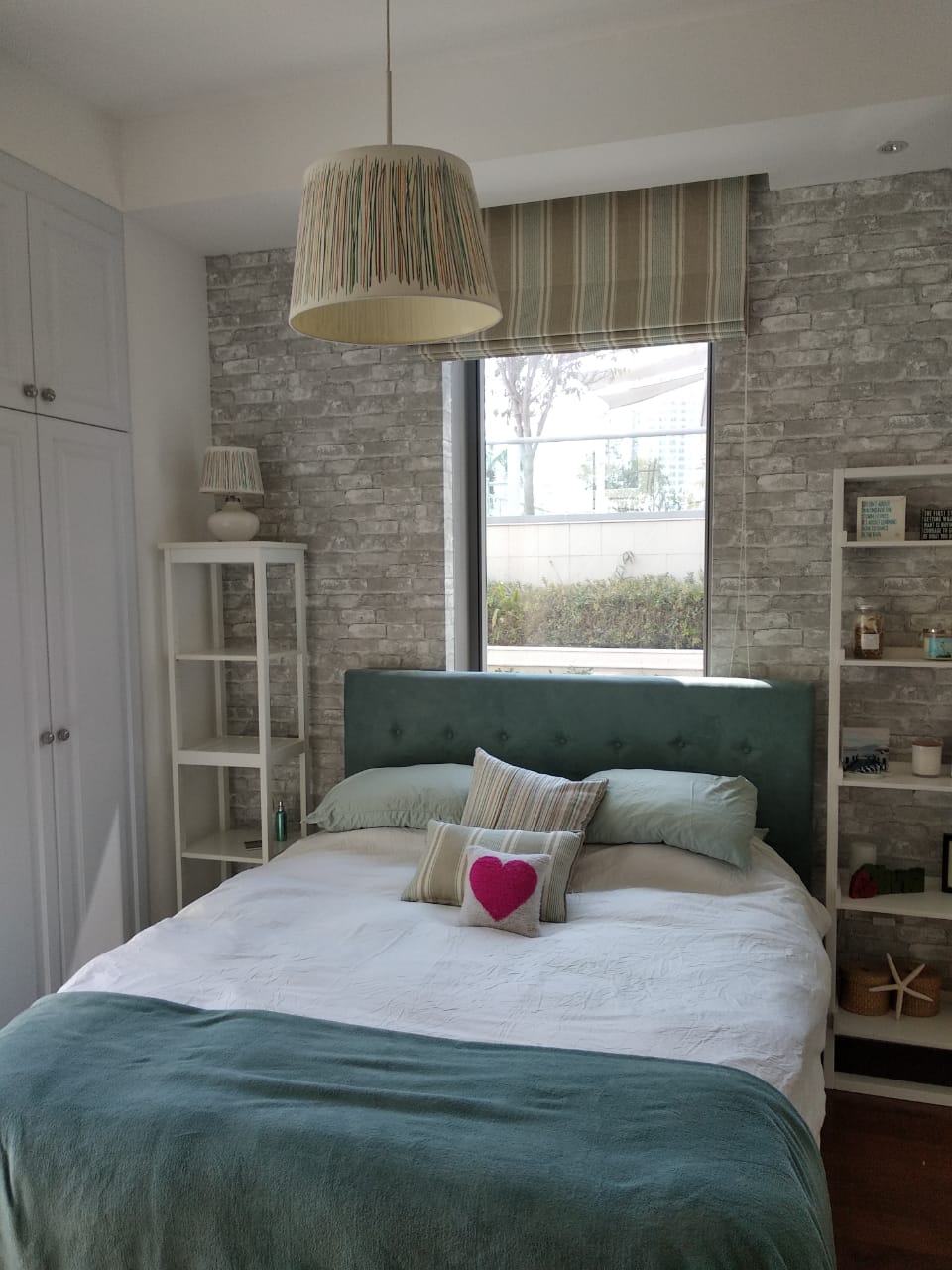 roman blinds (5) roman blinds (5)