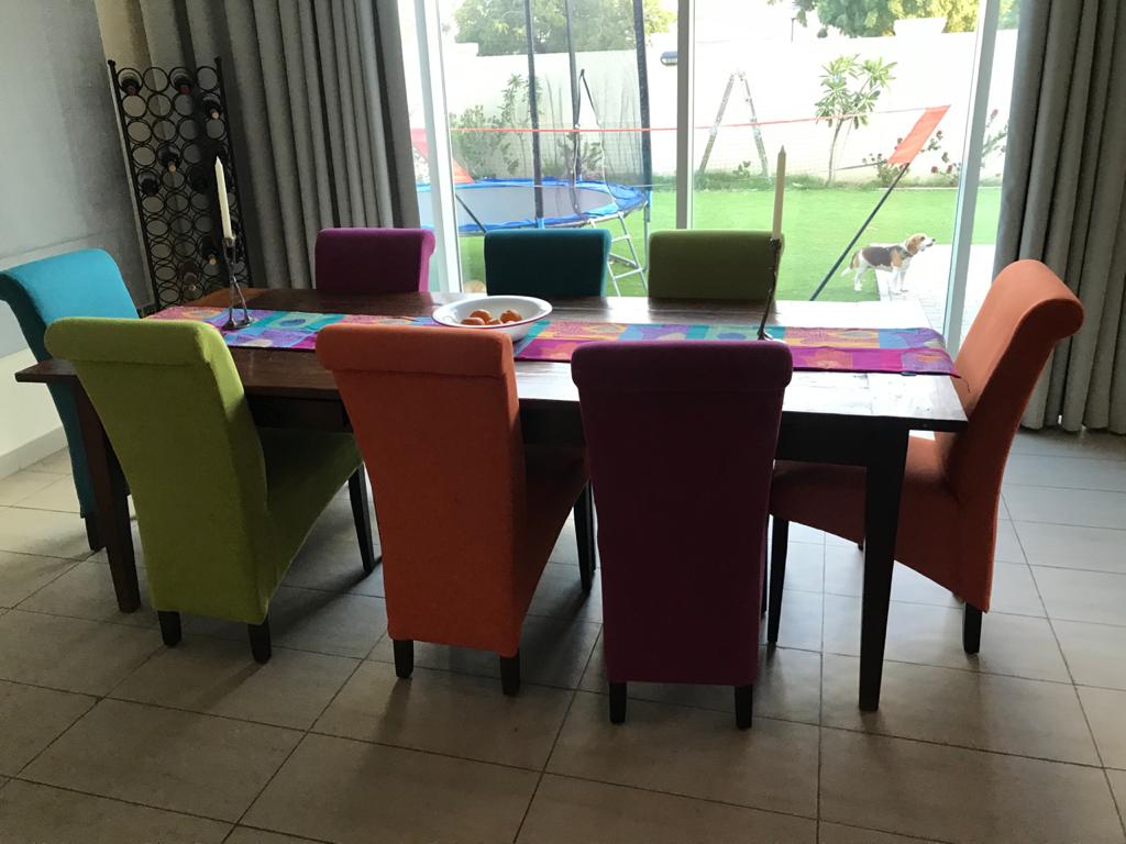 Dining chairs (1) Dining chairs (1)