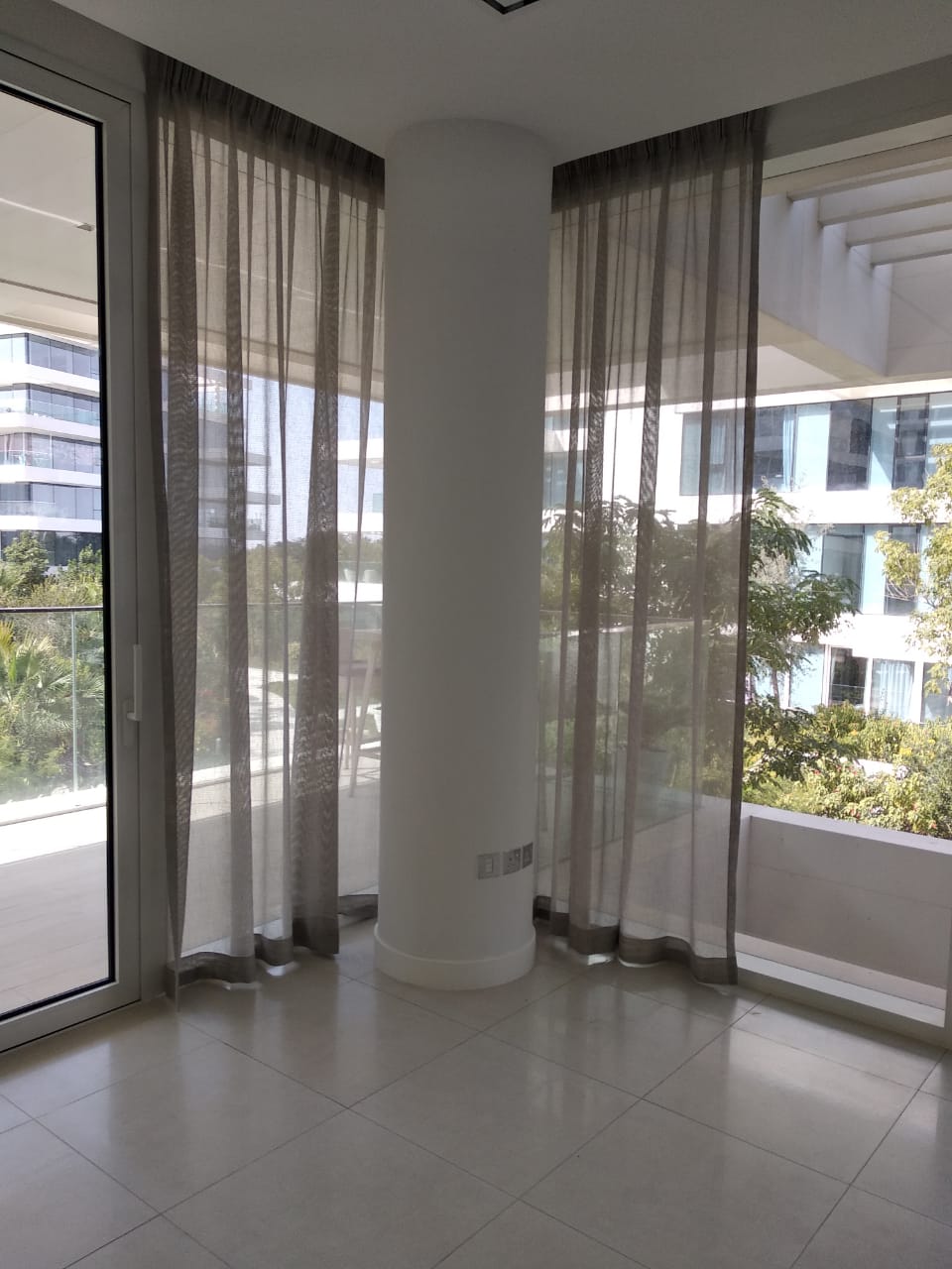 curtains (9) curtains (9)